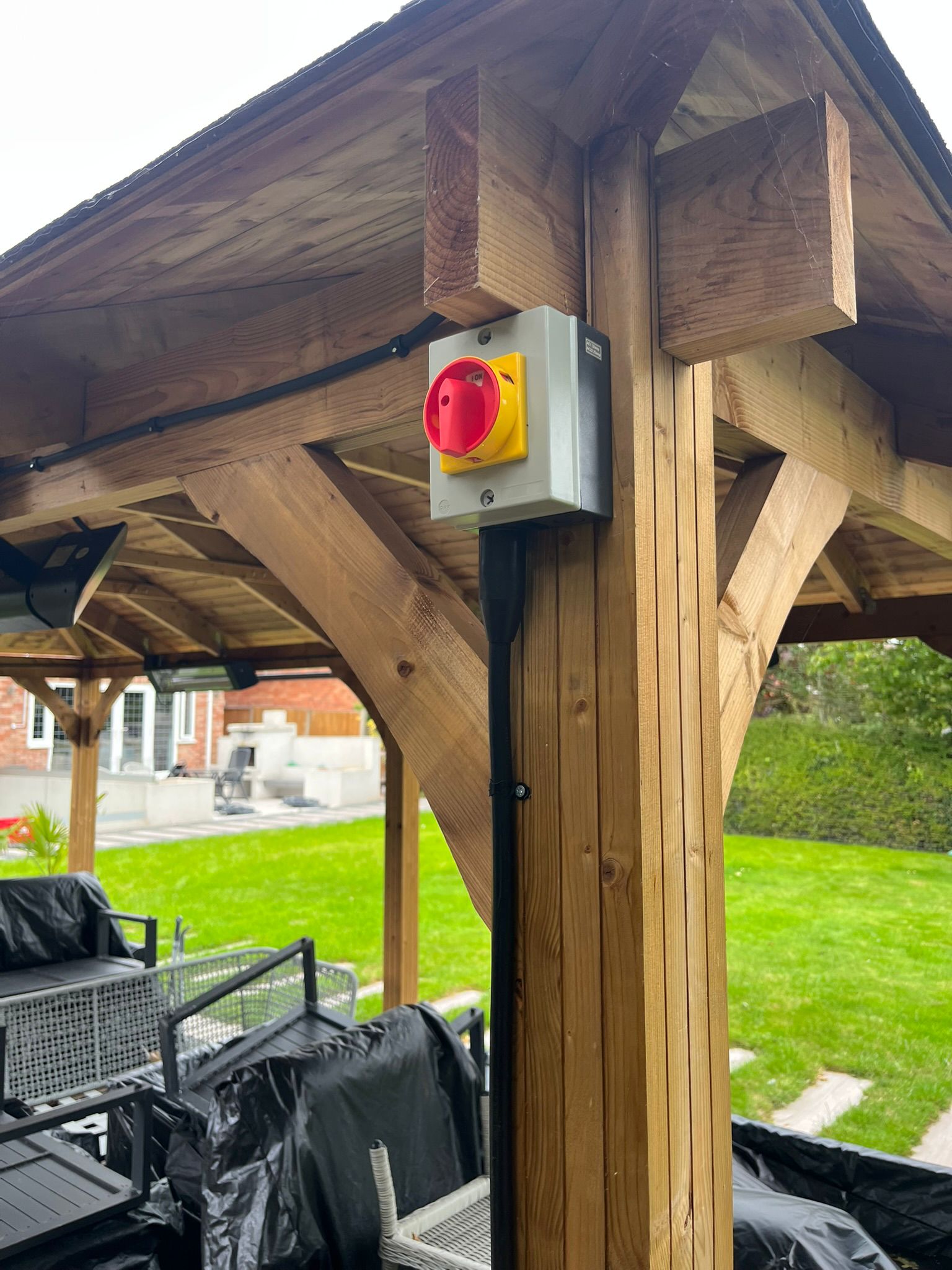 WhatsApp Image 2025-10-19 at 17.47.27_2c012b89